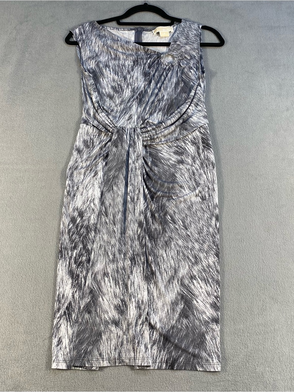 Michael Kors women’s Sleeveless Textured Gray & White Abstract Sheath Dress, 0